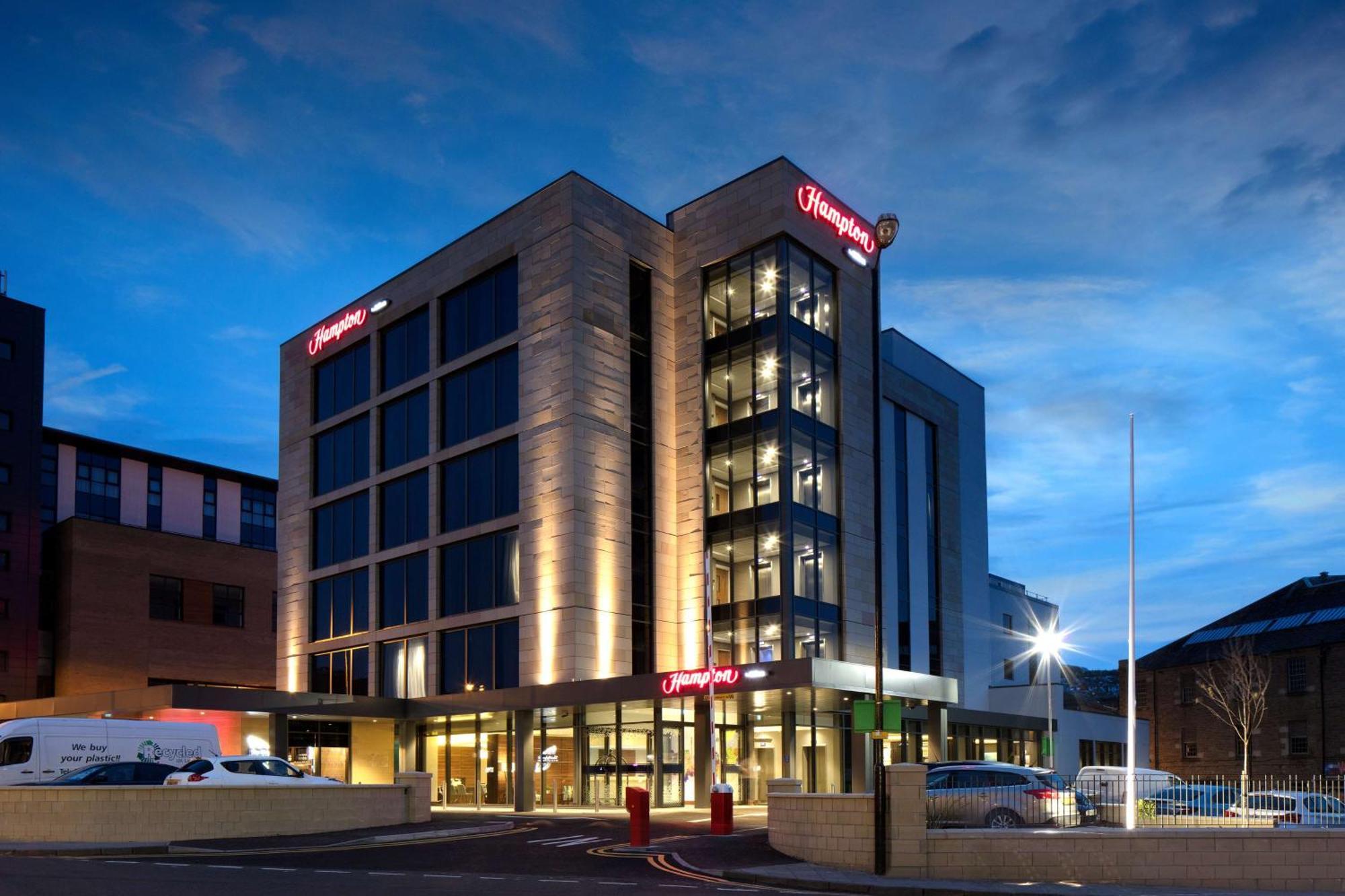 Hampton by Hilton Dundee Hotel Buitenkant foto